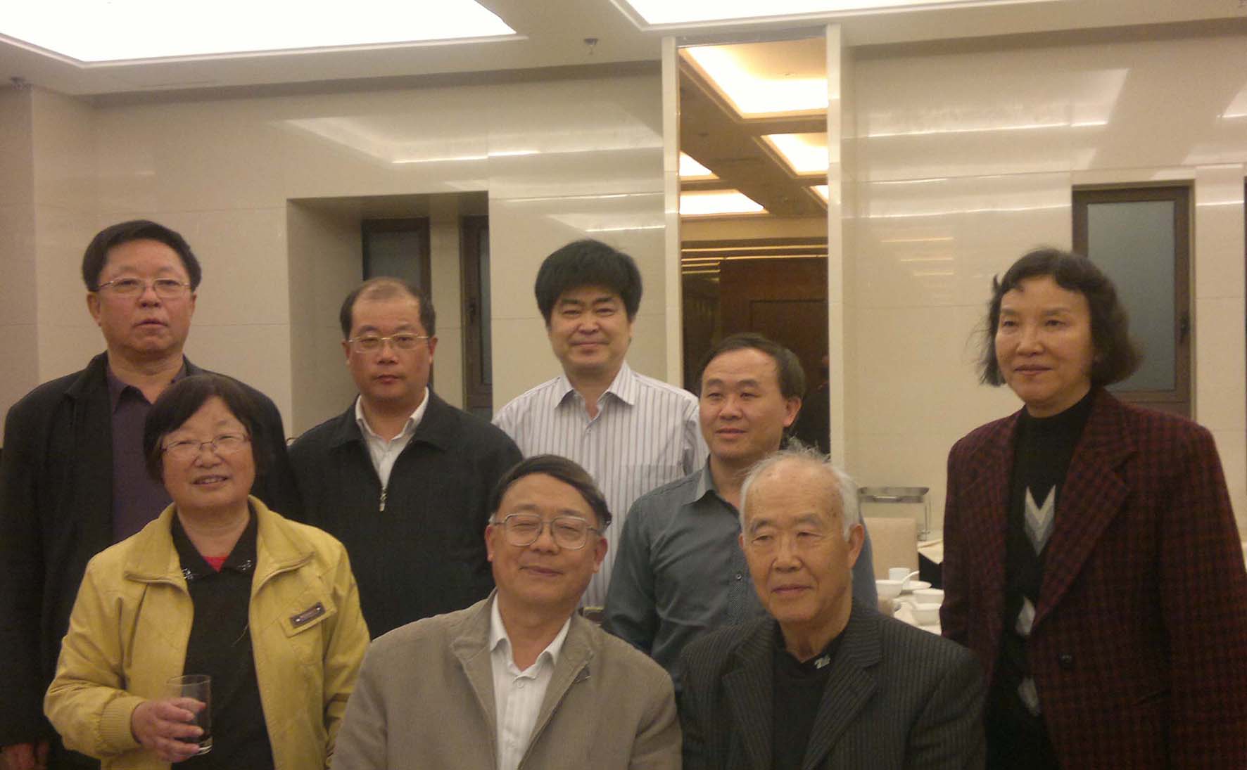 董事長受邀2012中國塑料混煉先進技術(shù)和設(shè)備應用研討會.jpg